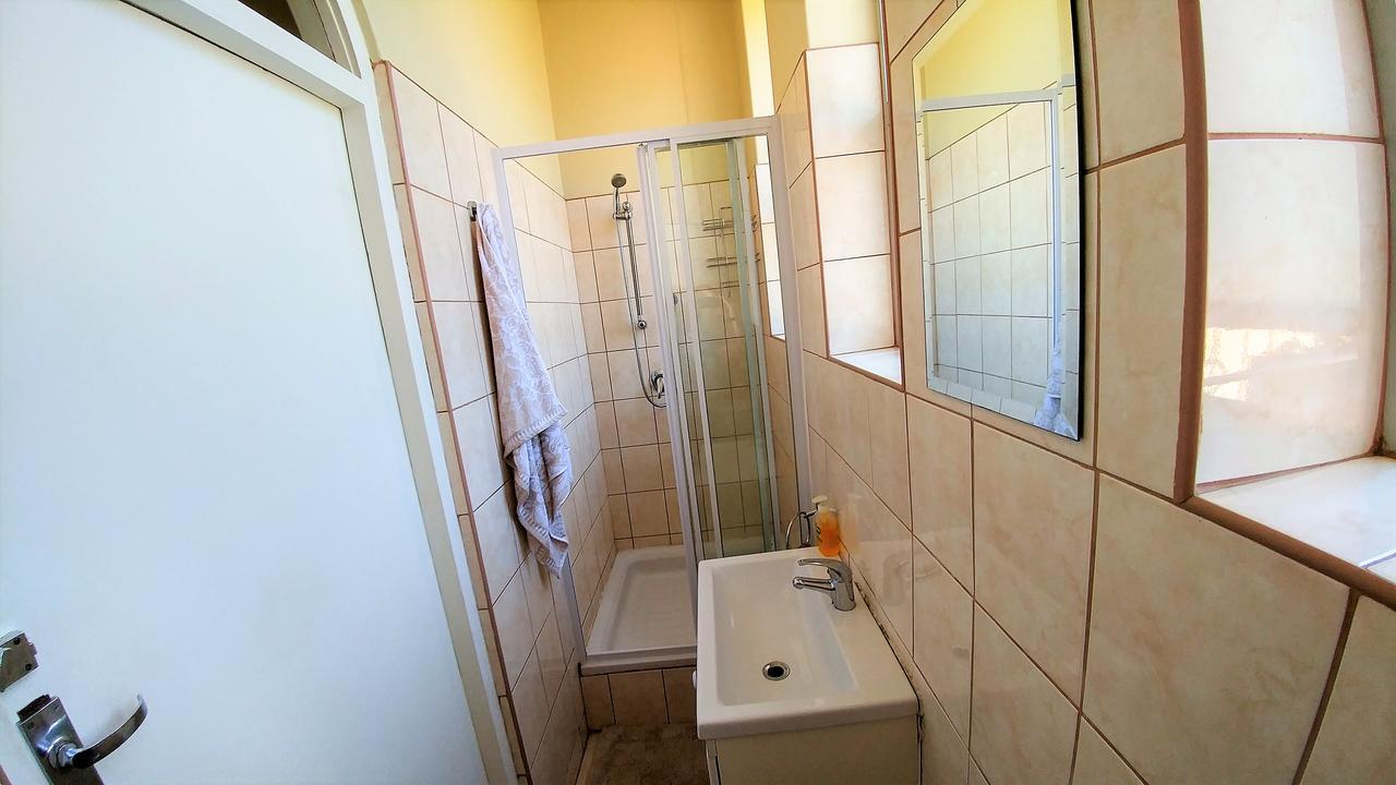 Rosa B&B Oudtshoorn Eksteriør bilde